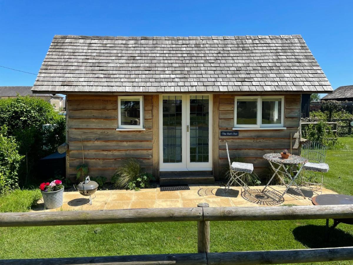 The Hat'S Hut Mixbury Extérieur photo